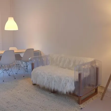Serralves Designing Apartment Porto