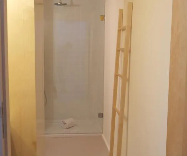 Serralves Designing Apartment Porto